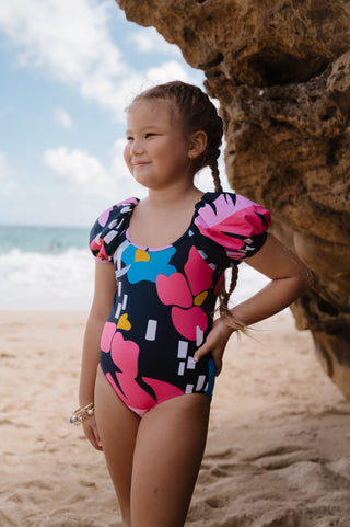 jsaierl Womens Swimsuits One Piece Quarter Zip Rash Guard Bathing Suit  Tropical Print Short Sleeve Modest Swimwear Monokini for Beach Party  Vacation 